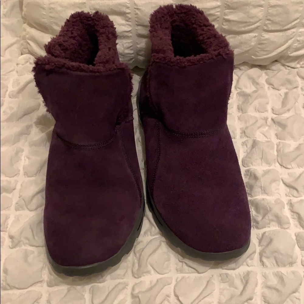 Sketchers Memory Form Fit boots (purple)